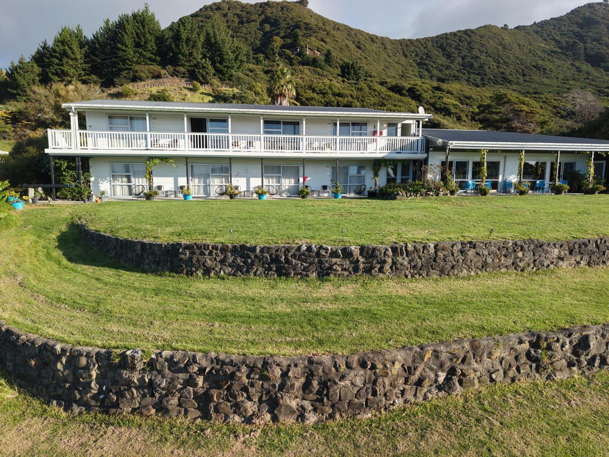 Lottin Point Motel Cape Runaway Exterior foto